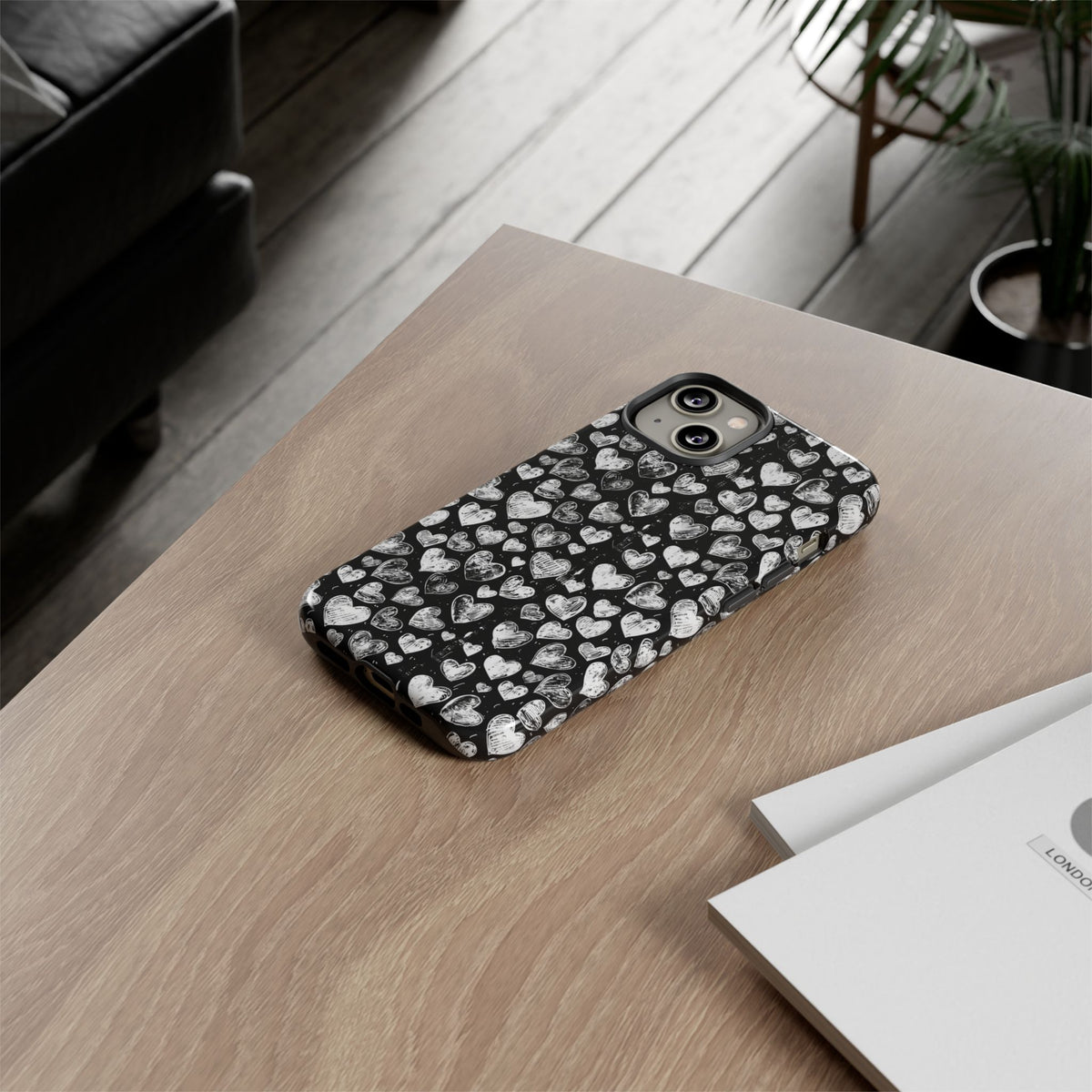 Heart Pattern Phone Case – Stylish & Loving Design for Your Device 815