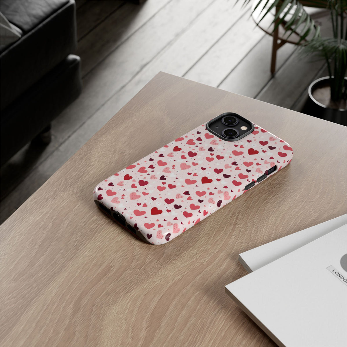 Heart Pattern Phone Case – Stylish & Loving Design for Your Device 817