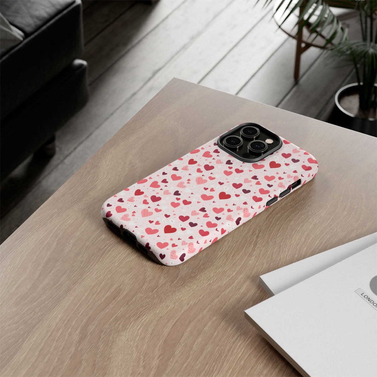 Heart Pattern Phone Case – Stylish & Loving Design for Your Device 817