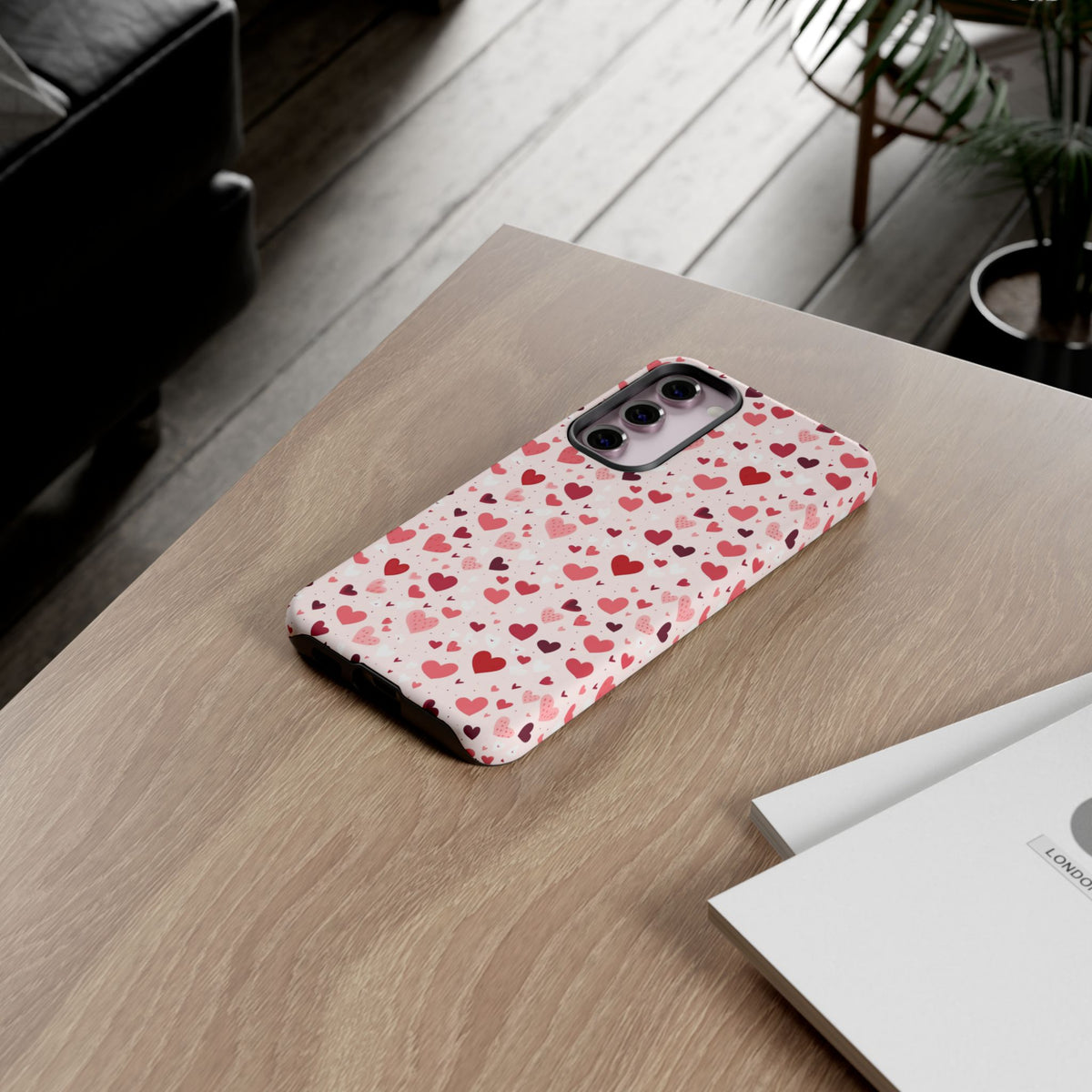 Heart Pattern Phone Case – Stylish & Loving Design for Your Device 817