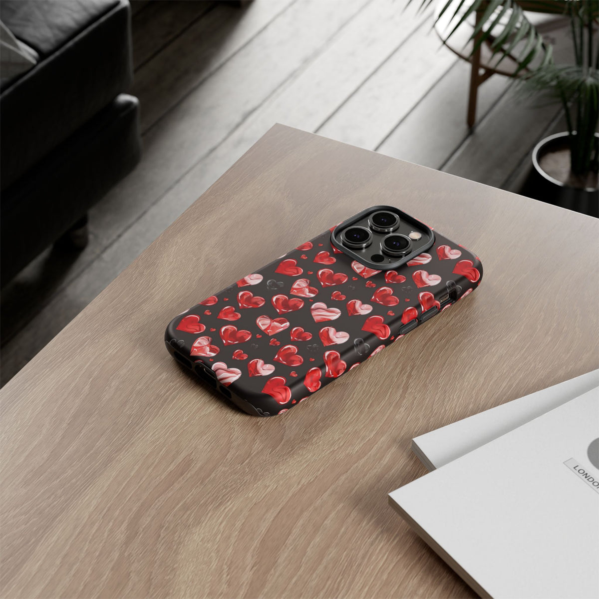 Heart Pattern Phone Case – Stylish & Loving Design for Your Device 365