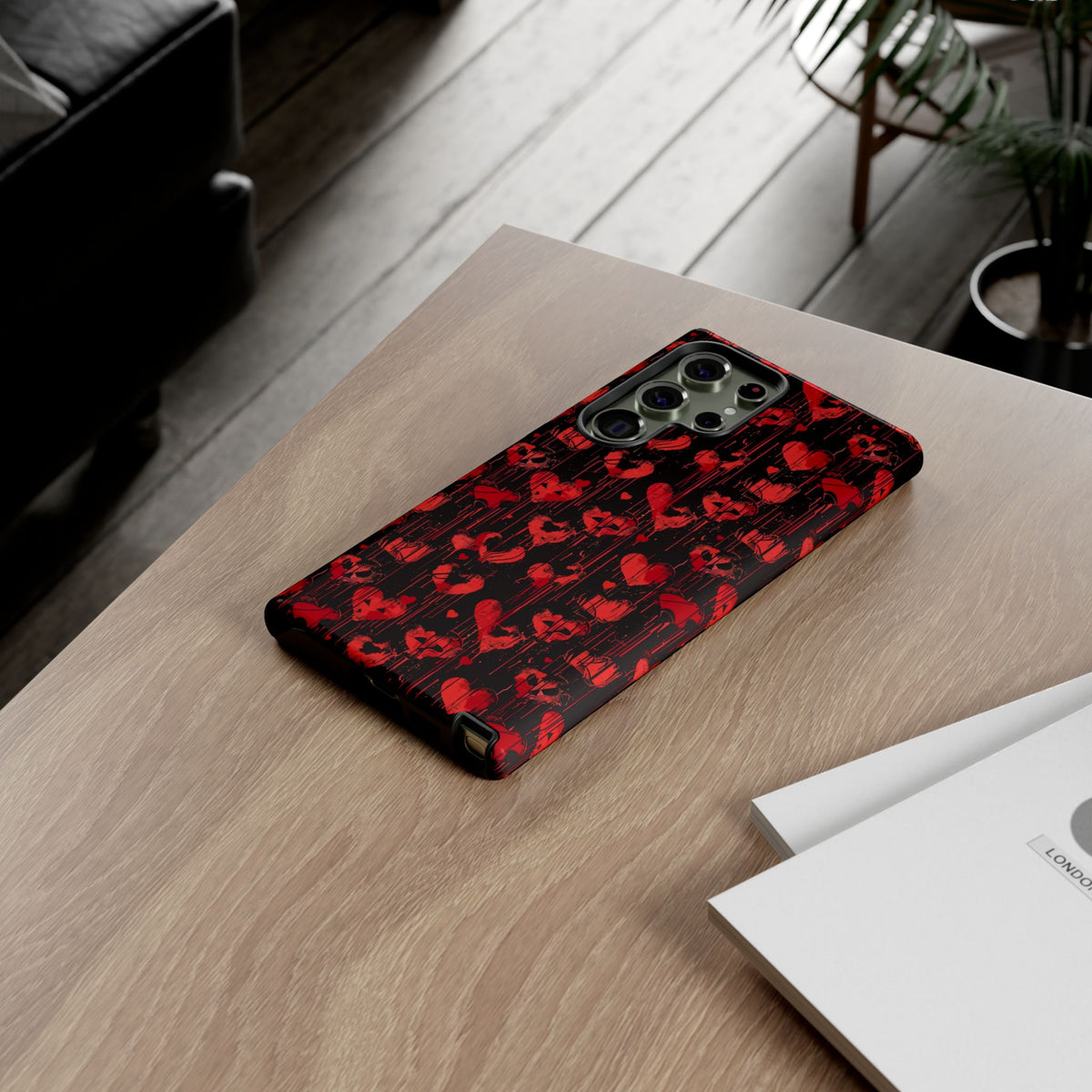 Heart Pattern Phone Case – Stylish & Loving Design for Your Device 825